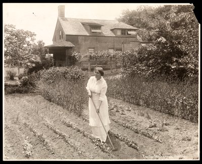 Emily Wakeman Hartley, c.1913 - Byron Company