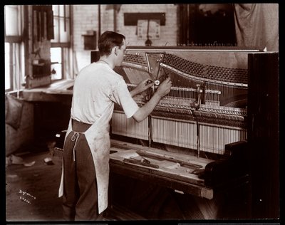 Homme travaillant dans l
