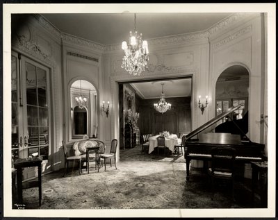 La salle de musique de la suite Louis XVI à l