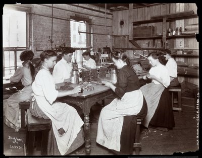 Femmes travaillant à l