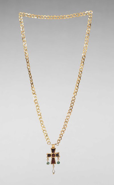 Chaîne avec croix pendentif, années 500 - Byzantine School