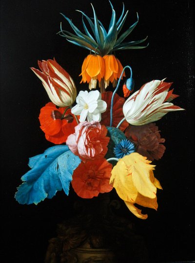 Un bouquet de fleurs dans un vase sculpté - C. van der Radt