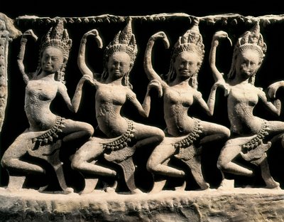 Mythologie hindoue : les apsaras, très jeunes et belles créatures qui dansaient à la cour d