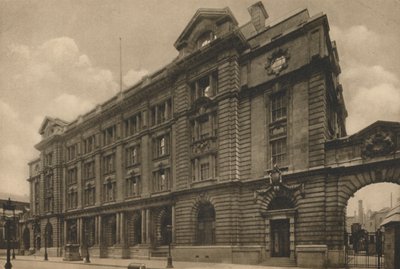 Façade principale du siège de la Poste Générale à King Edward Street, vers 1935 - Campbell