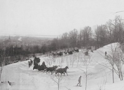Club Tandem conduisant sur la montagne (photo n/b) - Canadian Photographer