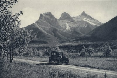 Les Rocheuses canadiennes : Three Sisters, Banff (photo n/b) - Canadian Photographer