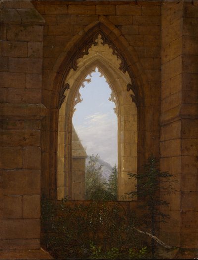 Fenêtre gothique dans la ruine du monastère d
