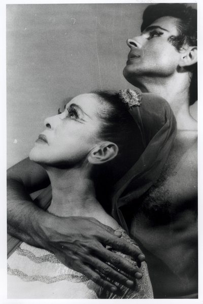 Martha Graham (1894-1991) et Bertram Ross (1920-2003) dans "Visionary Recital", 27 juin 1961 (épreuve gélatino-argentique) - Carl Van Vechten