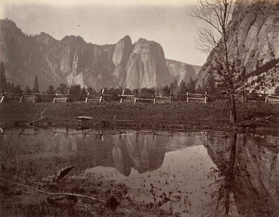 Rochers de la cathédrale, Yosemite, ca. 1872, imprimé ca. 1876 - Carleton E. Watkins.