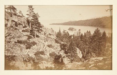 Quatre scènes de chemin de fer et quatre vues du lac Tahoe : Emerald Bay, lac Tahoe - Carleton E. Watkins