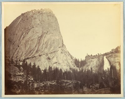 Mont Broderick, Chutes du Nevada, 700 pieds, Yosemite - Carleton E. Watkins