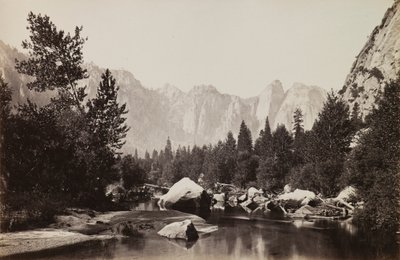 Sur la Merced, vue lointaine des rochers de la Cathédrale - Carleton E. Watkins