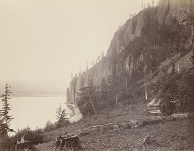 Cap Horn, fleuve Columbia, 1867 (photo) - Carleton Emmons Watkins