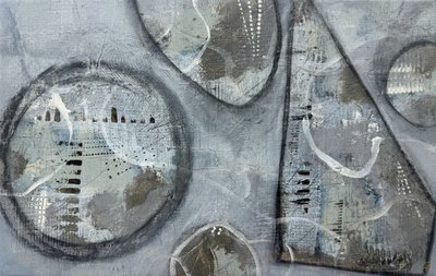 Formes grises texturées - Carolina Gårdheim