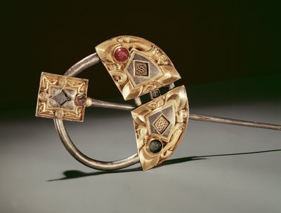 Broche annulaire, Trésor d