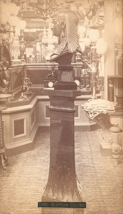 Colonne égyptienne, Mitchell, Vance & Co., Bâtiment principal, Exposition du centenaire de Philadelphie - Centennial Photographic Co.