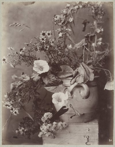 Étude de fleurs avec pot de Cologne sur un coffre - Charles Aubry (manner of)