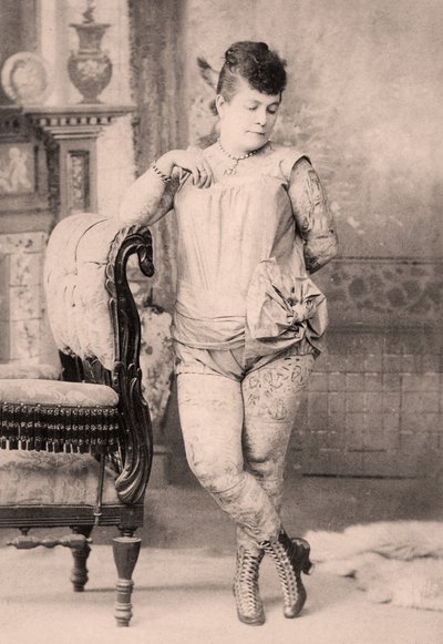Portrait de Nora Hilderbrandt la femme tatouée, c.1896 - Charles Eisenmann