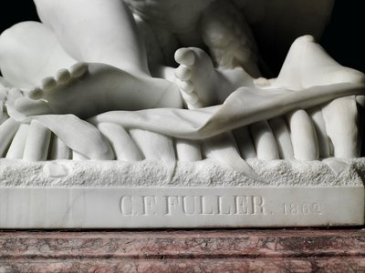 Figure grandeur nature de Rhodopis sur socle - Charles Francis Fuller