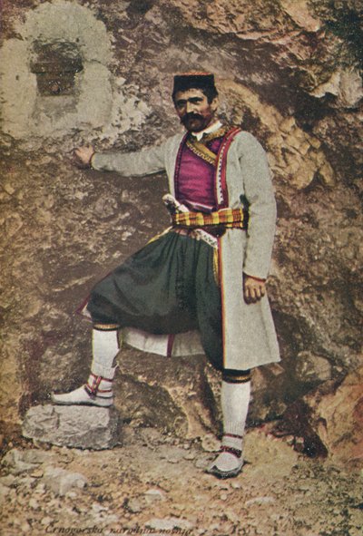 Un Monténégrin en costume de fête, vers 1913 - Charles J. S. Makin