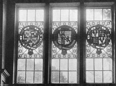 Verre Ancien au-dessus de la Porte de la Salle Sud - Charles Latham