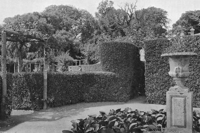 Près de la roseraie - Charles Latham