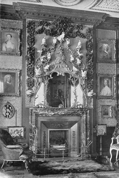 La Cheminée dans le Salon Carré - Charles Latham