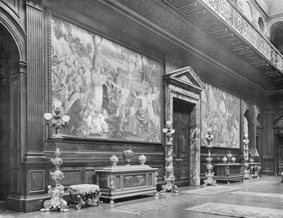 Le côté nord du salon - Charles Latham