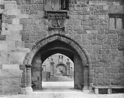 La porte extérieure - Charles Latham