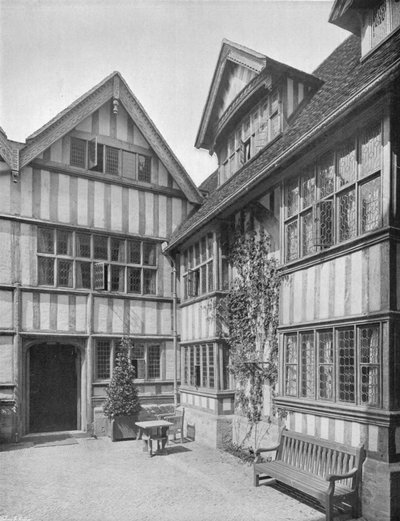 La Cour à Ossature en Bois - Charles Latham