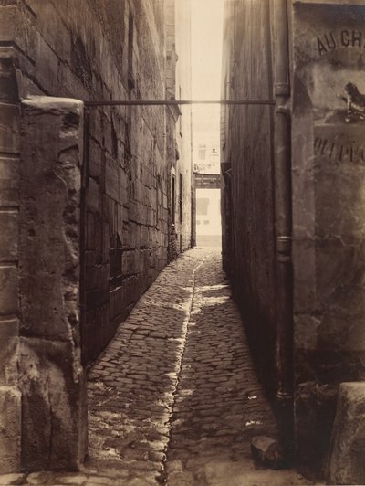 Rue du Chat-qui-Pêche depuis la Rue de la Huchette, vers 1868 - Charles Marville