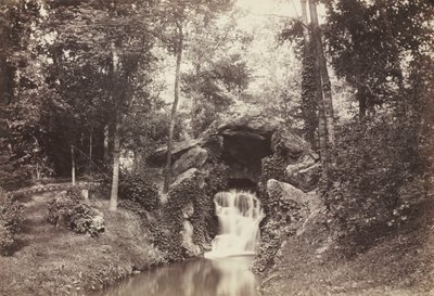 Vue de la petite grotte vers l