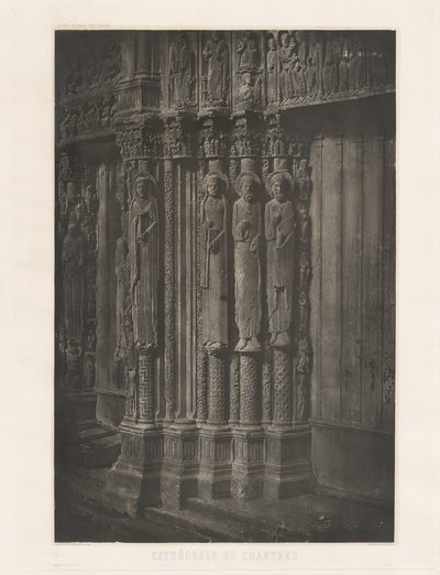 Planche XIII – Cathédrale de Chartres, Statues Colonnes de la Porte Centrale du Portail Royal - Charles Nègre, André Jammes