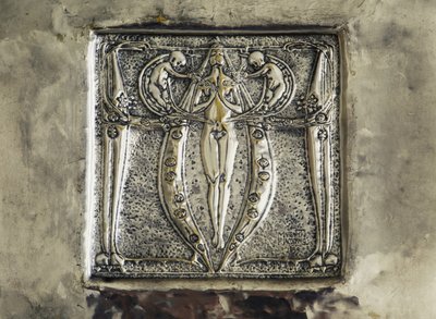 Bas-relief, détail de la décoration de la cheminée, chambre par Charles Rennie Mackintosh, Royaume-Uni, 20e siècle - Charles Rennie Mackintosh