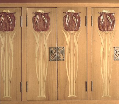 Détail de marqueterie sculptée sur un cabinet, fabriqué par la Guild of Handicraft, vers 1898-99 - Charles Robert Ashbee