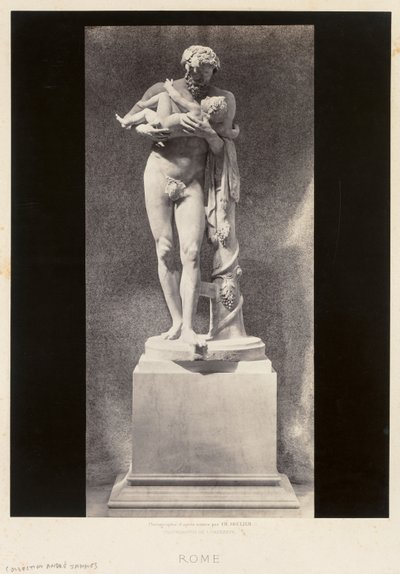 Silenus tenant l