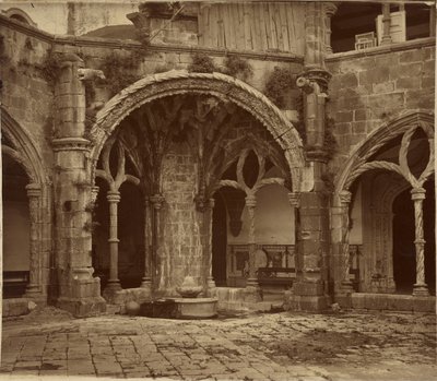 [Cloître du Silence, monastère de Santa Cruz de Coimbra] - Charles Thurston Thompson