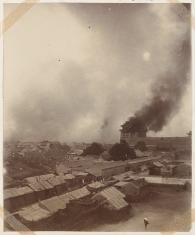 Un grand incendie à la porte principale de Pékin, 1900 - Chinese Photographer