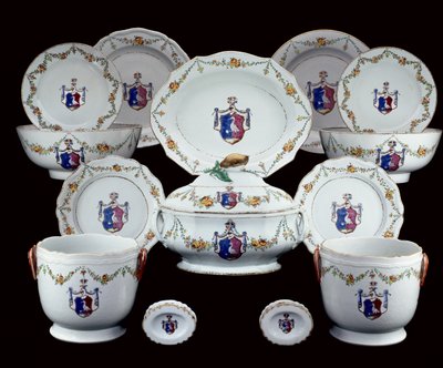 Service de table armorial famille rose peint avec les armoiries de Tranefelt de Suède (céramique) - Chinese School