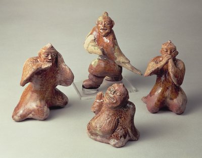 Groupe de quatre artistes en poterie chinoise ancienne, artefact funéraire, dynastie Han, 25-220 apr. J.-C. - Chinese School