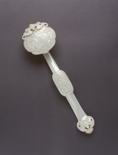 Sceptre Ruyi (pierre céladon) - Chinese School