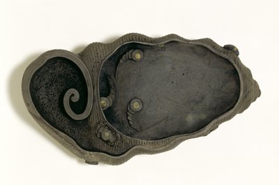 Pierre à encre Tuan en forme de coquille de conque, dynastie Ching, fin XIXe à début-milieu XIXe siècle - Chinese School