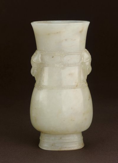 Vase avec anses en forme d