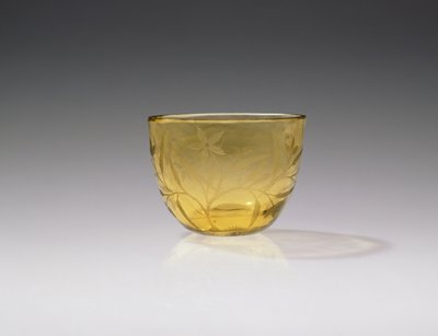 Coupe à vin, période Yongzheng, 1723-35 (verre jaune) - Chinese School