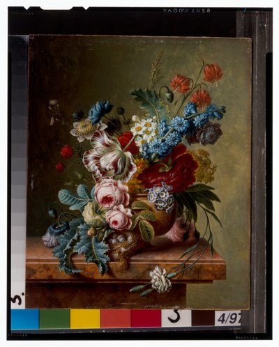 Un vase de fleurs sur une corniche en marbre et un panier de fleurs avec un chardonneret - Christiaan van Pol