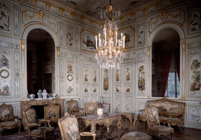 Vue du grand salon du Château de Champs-sur-Marne. Décoré par Christophe Huet (1700-1759) - Christophe Huet