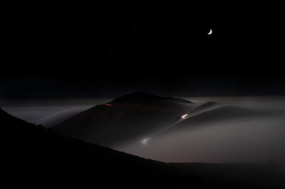 Route de montagne au clair de lune - Chuanxu Ren
