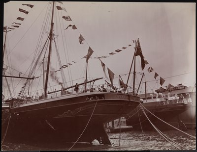 S.S. "Umbria" à quai, vers 1897 - Company Byron