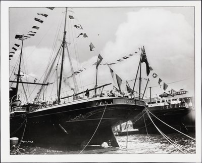 La poupe du S.S. "Umbria" au quai, c.1900 - Company Byron