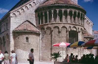 Église de Sveti Krsevan, construite en 1175 - Croatian School